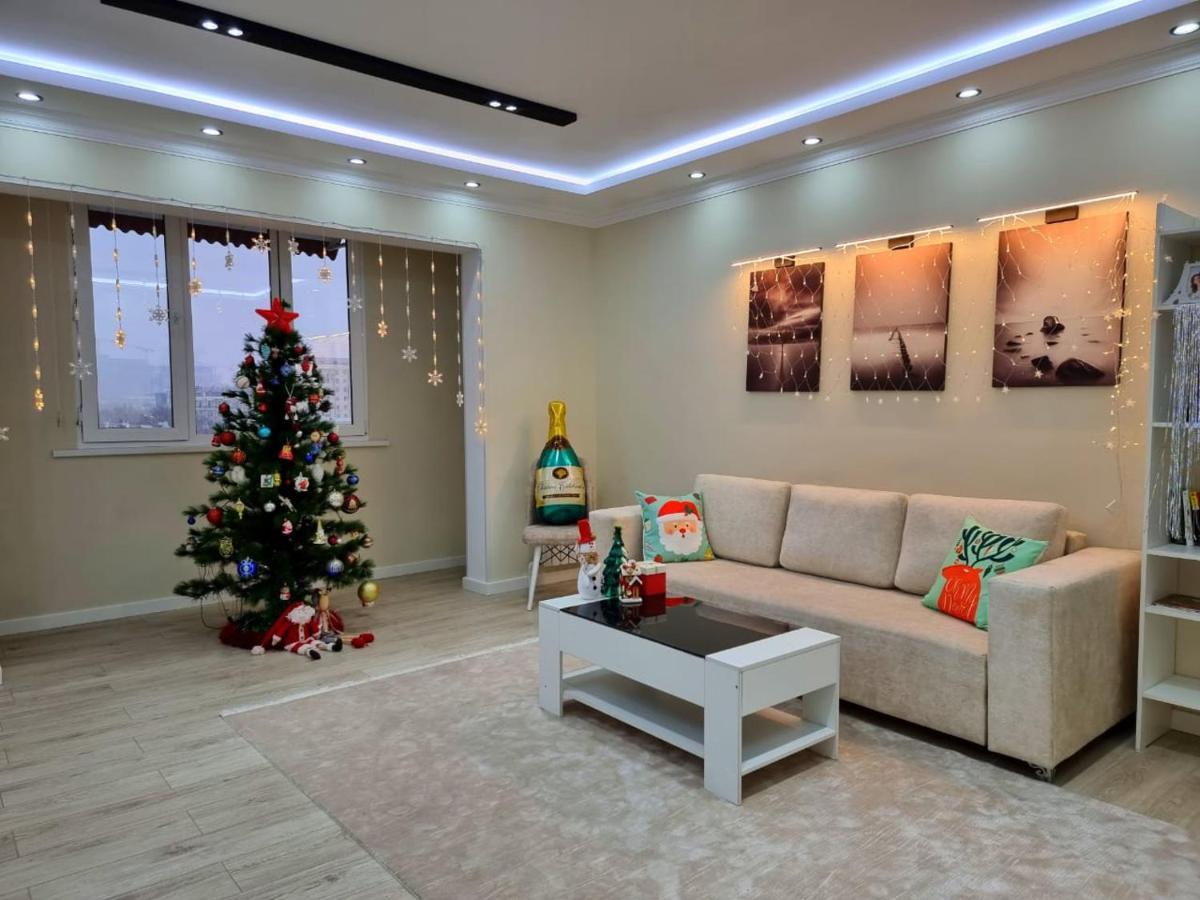 Charming And Modern Apartment At Heart Of ทาชเคนต์ ภายนอก รูปภาพ